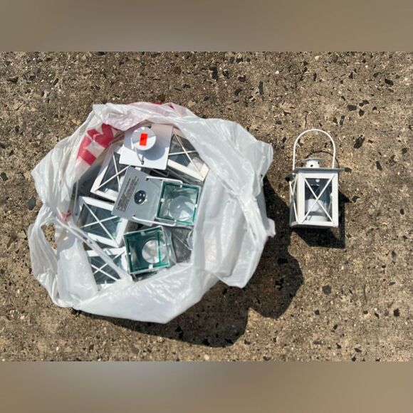 White Mini Battery Powered Lanterns - Set of 8 - Picture 1 of 1